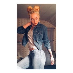 Meet your Posher, Britney